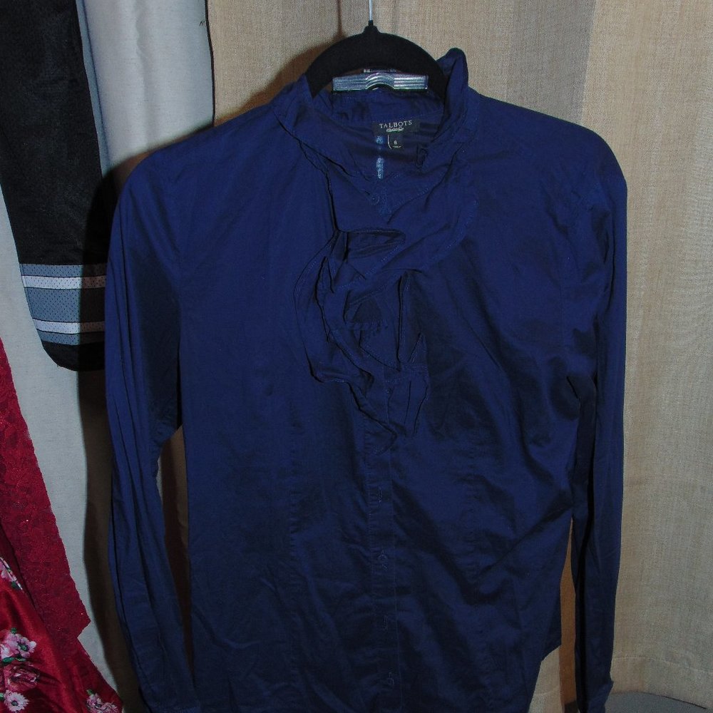 Talbots Blouse Size 8      ((B3))